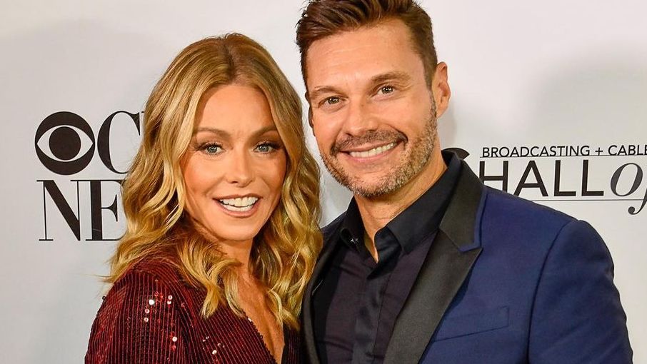 Ryan Seacrest with hot, beautiful, sexy, Girlfriend Shayna Terese Taylor 