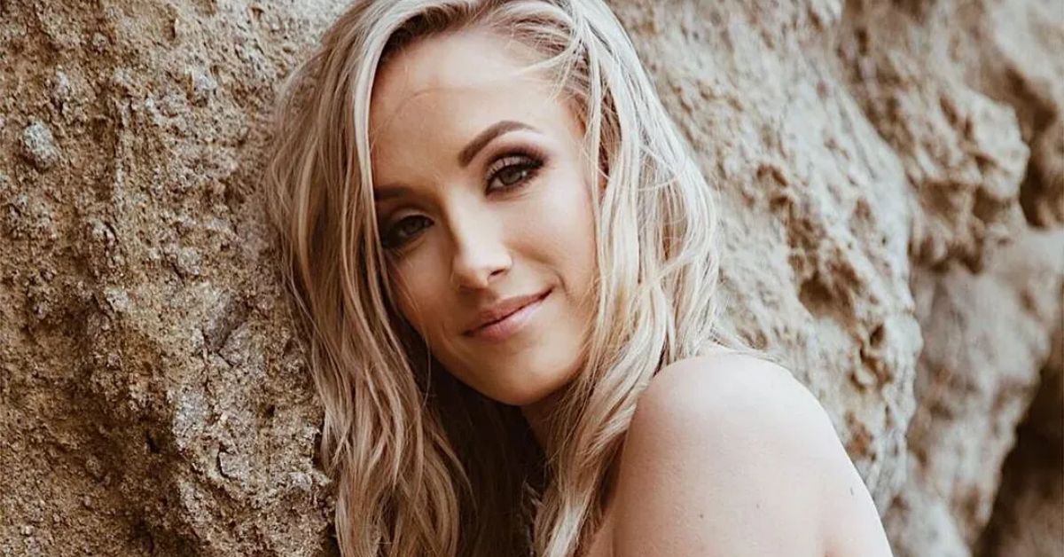 Gymnast Nastia Liukin Flaunts Massive Thigh Gap Braless Spilling Out Of