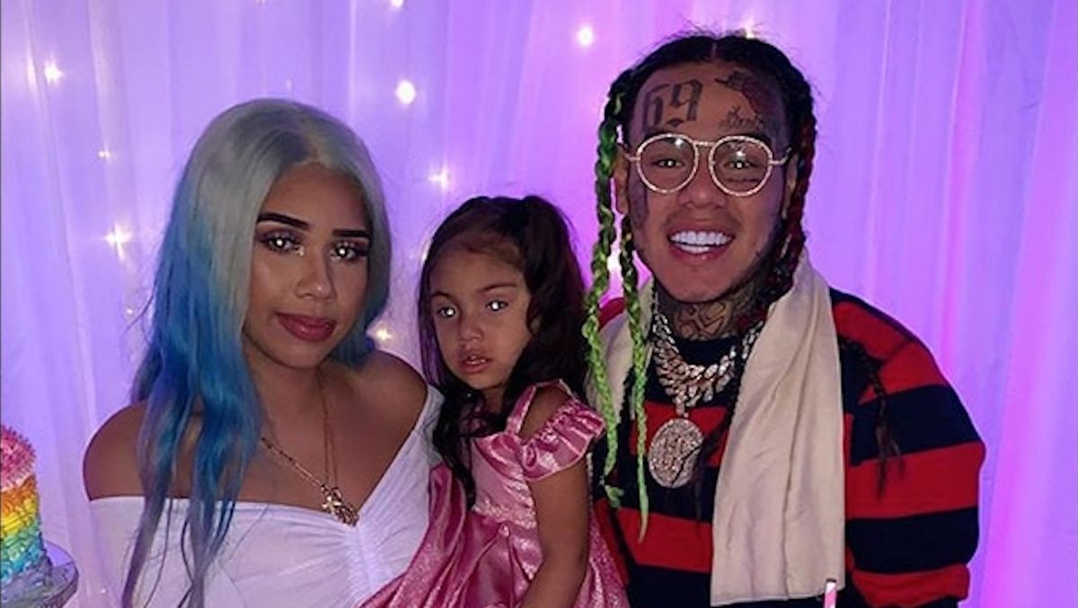Tekashi 6ix9ine S Baby Mama Blasts Rapper Claims He Completely Neglects His Daughter