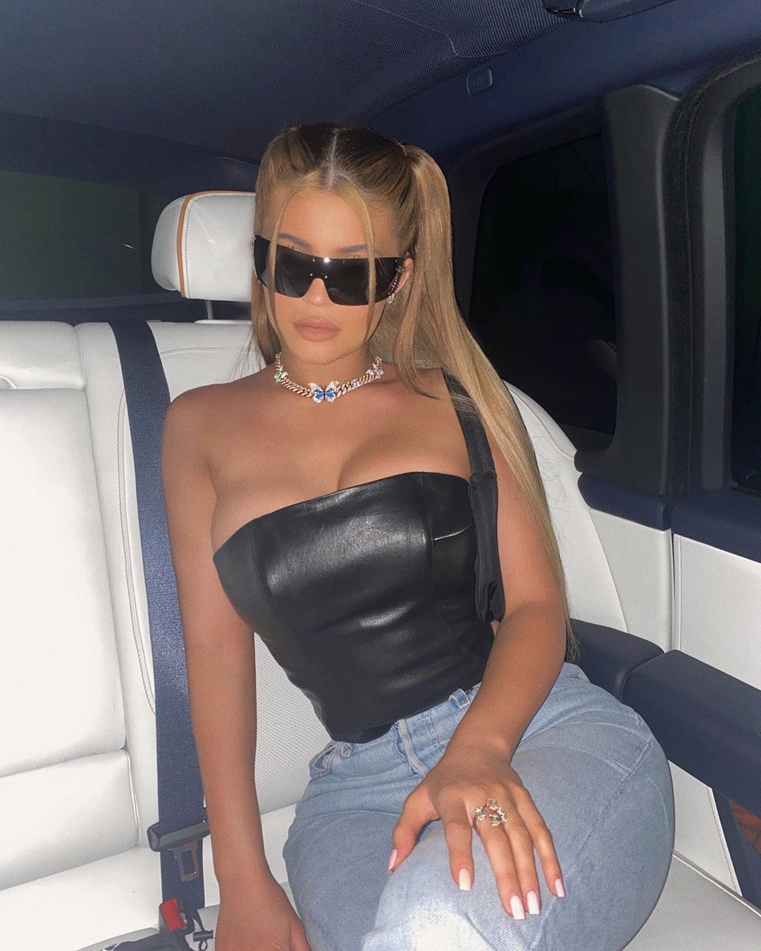 Kylie Jenner Dresses Like A Bad A B In Sultry Matrix Like Outfit