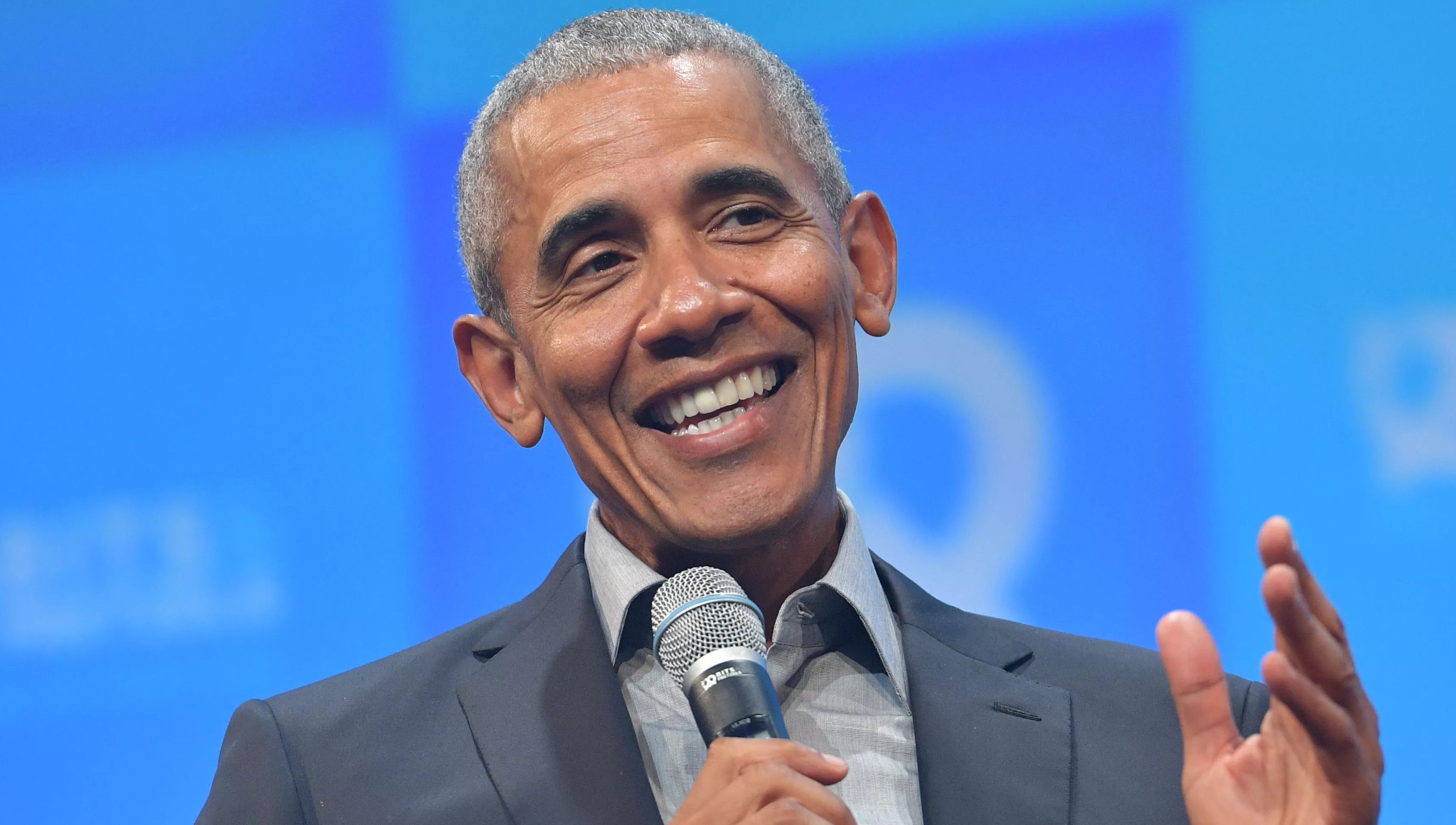 Black Porno Barack Obama - Twitter Goes Wild After It's Discovered Barack Obama Follows This Porn Star