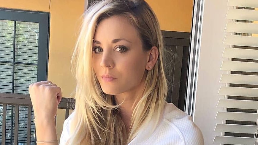 Kaley Cuoco Takes Care Of Business In Donkey Socks She is of italian (father) and german. kaley cuoco takes care of business in
