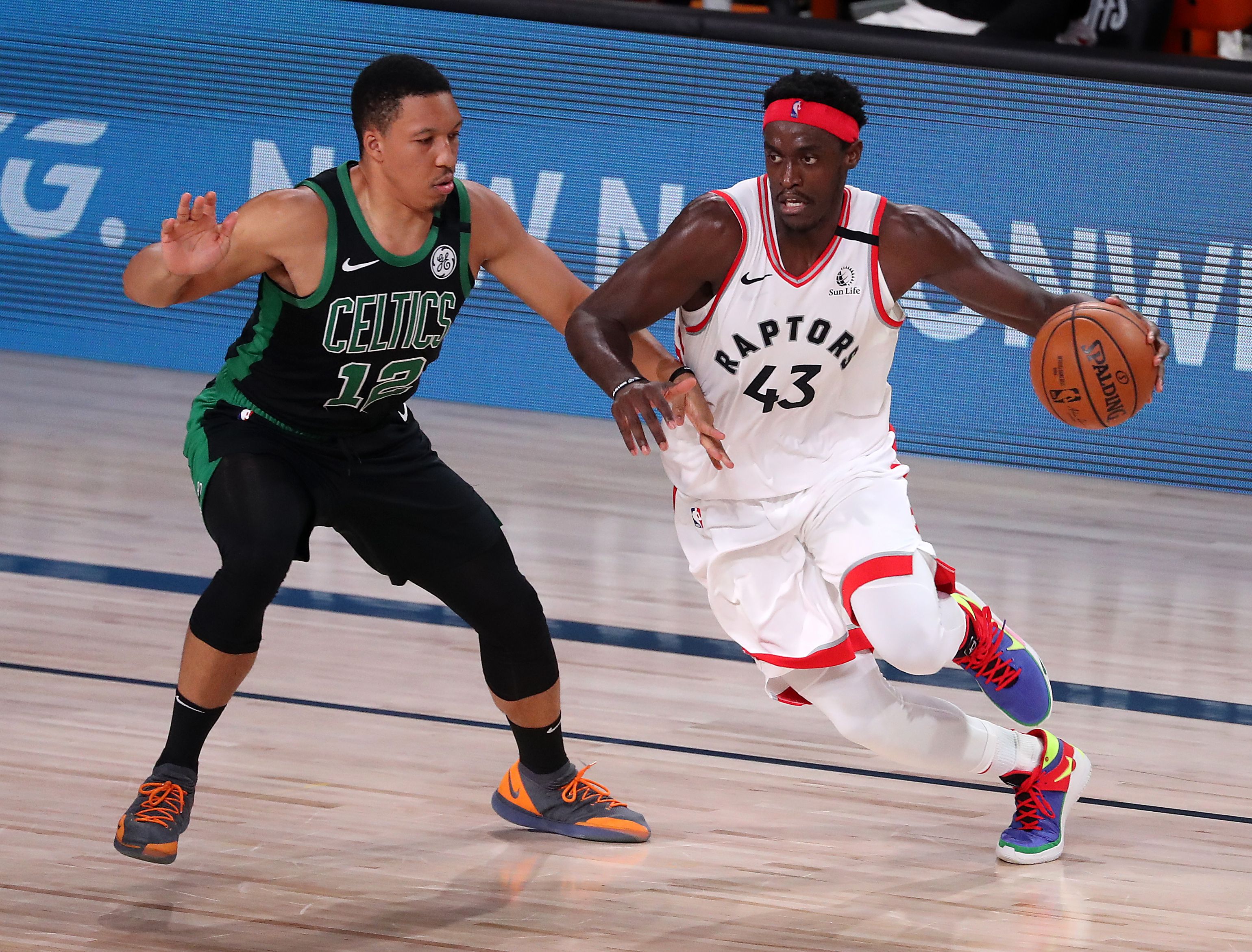 Pascal Siakam finding his way into the basket