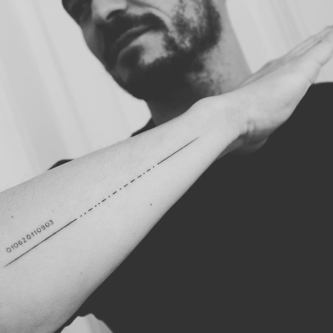 Orlando Bloom S Morse Code Tattoo Of His Son S Name Is Spelled Wrong