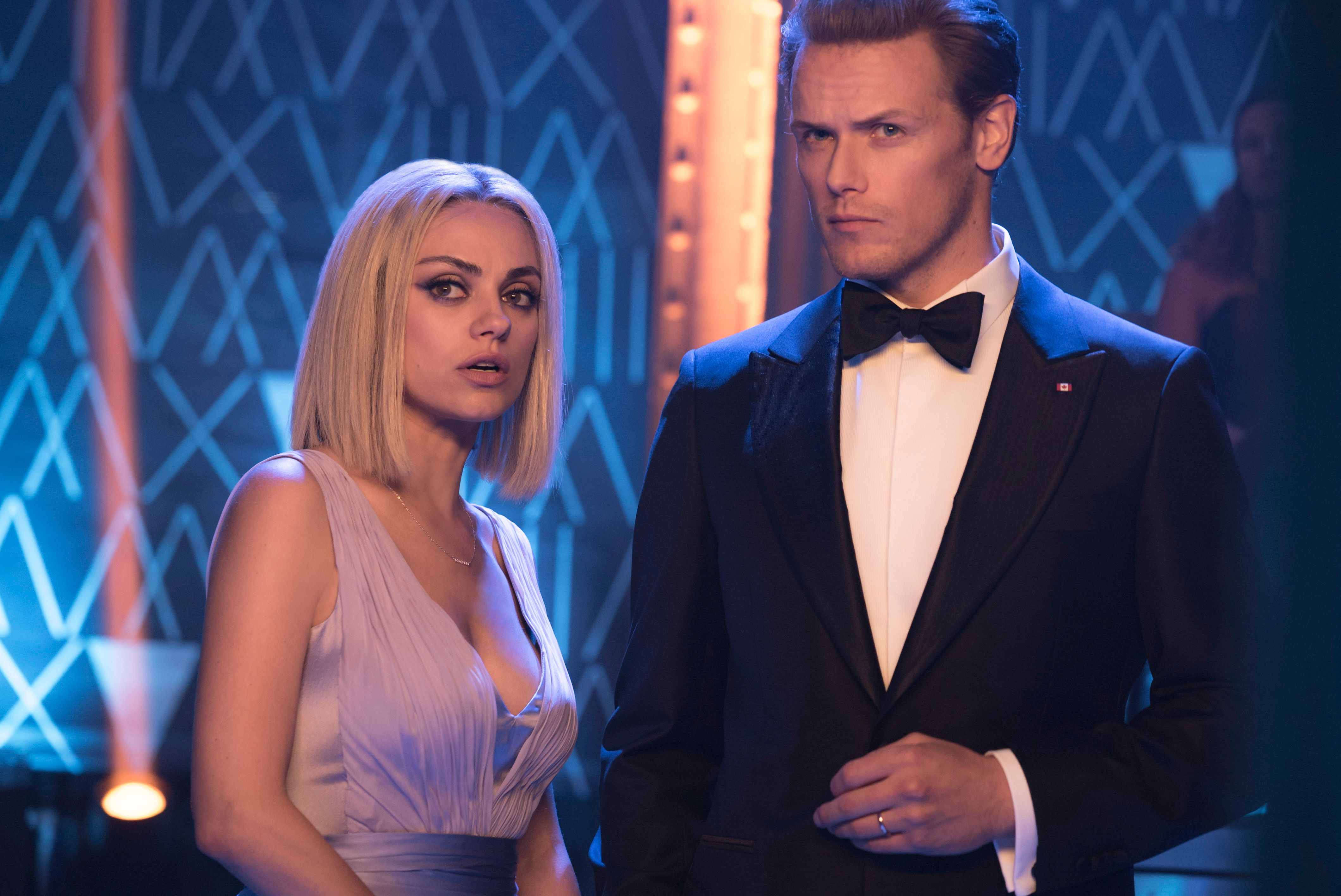 Mila Kunis Is Unrecognizable With New Blonde Hair