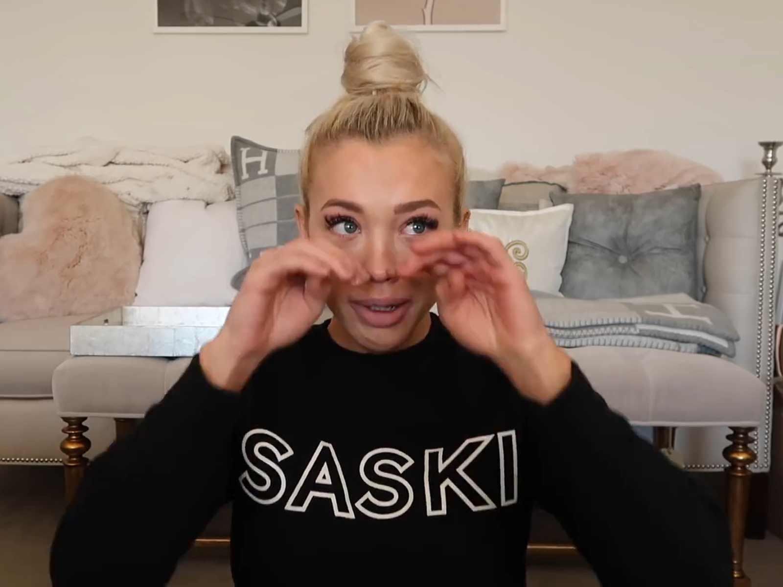 Instagram Model Tammy Hembrow Super Embarrassed After Collapsing At