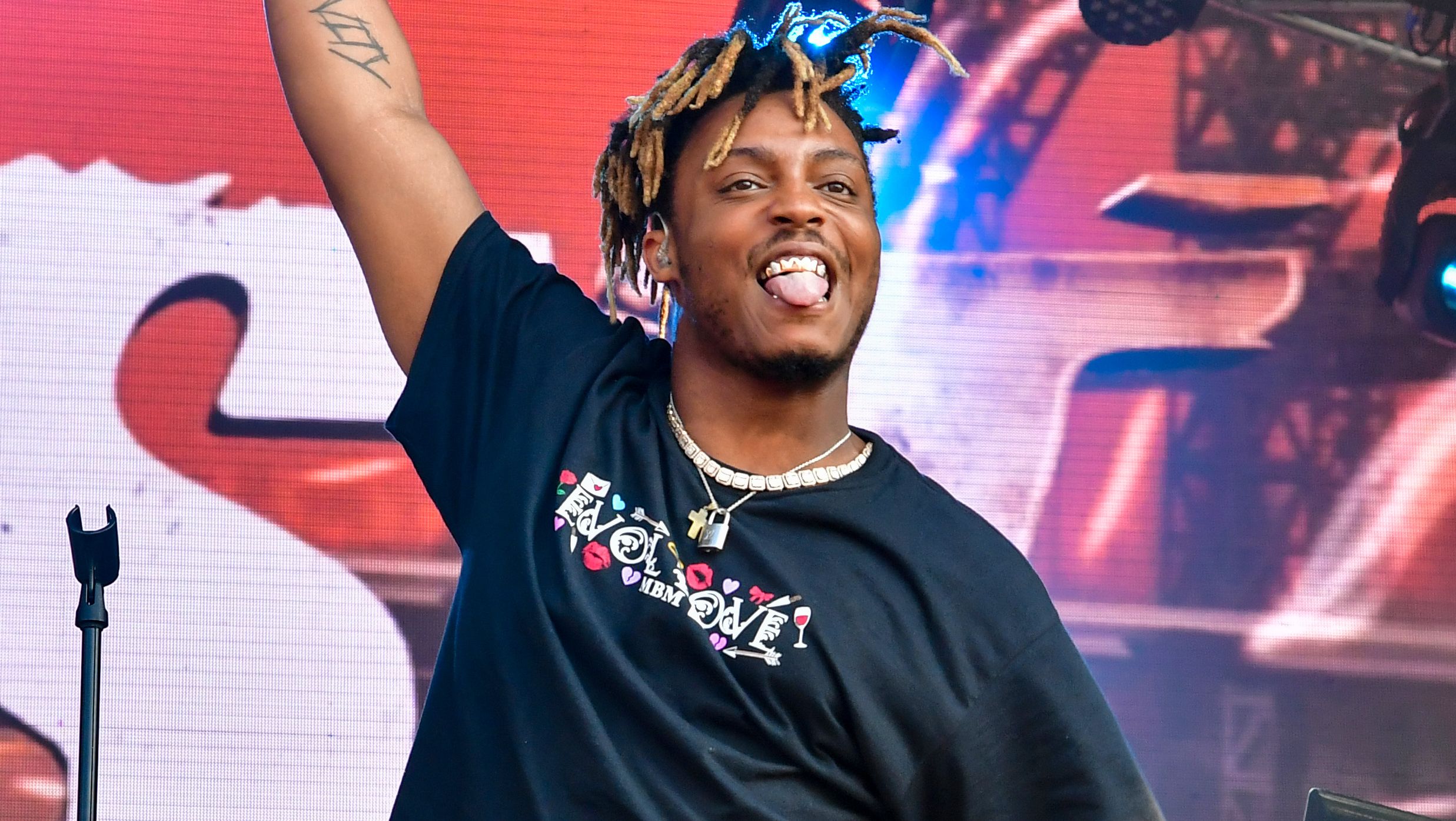 Juice Wrld Happy : Spotify Crash Apparently Caused By Facebook Enrages