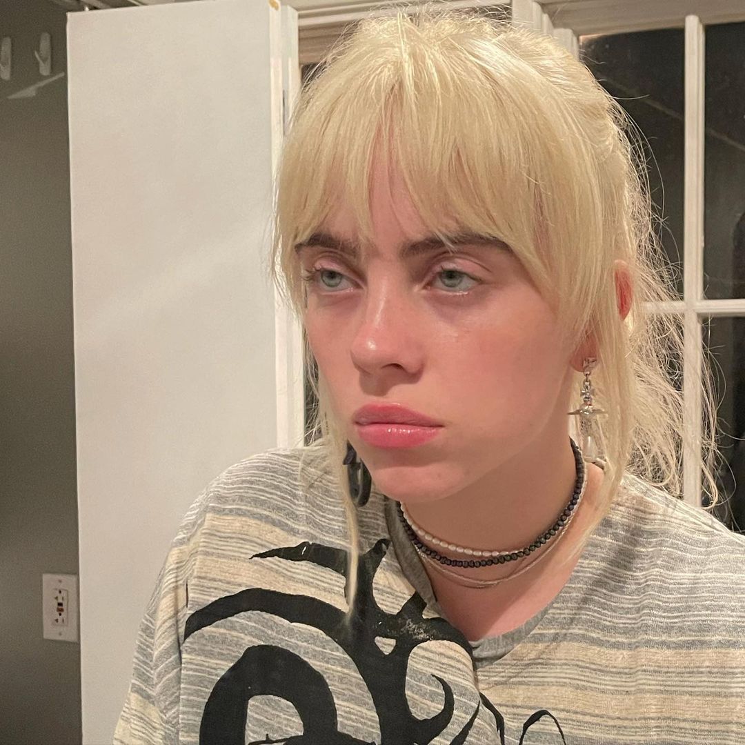 Billie Eilishs New Blonde Selfie Is Her Third Instagram Record