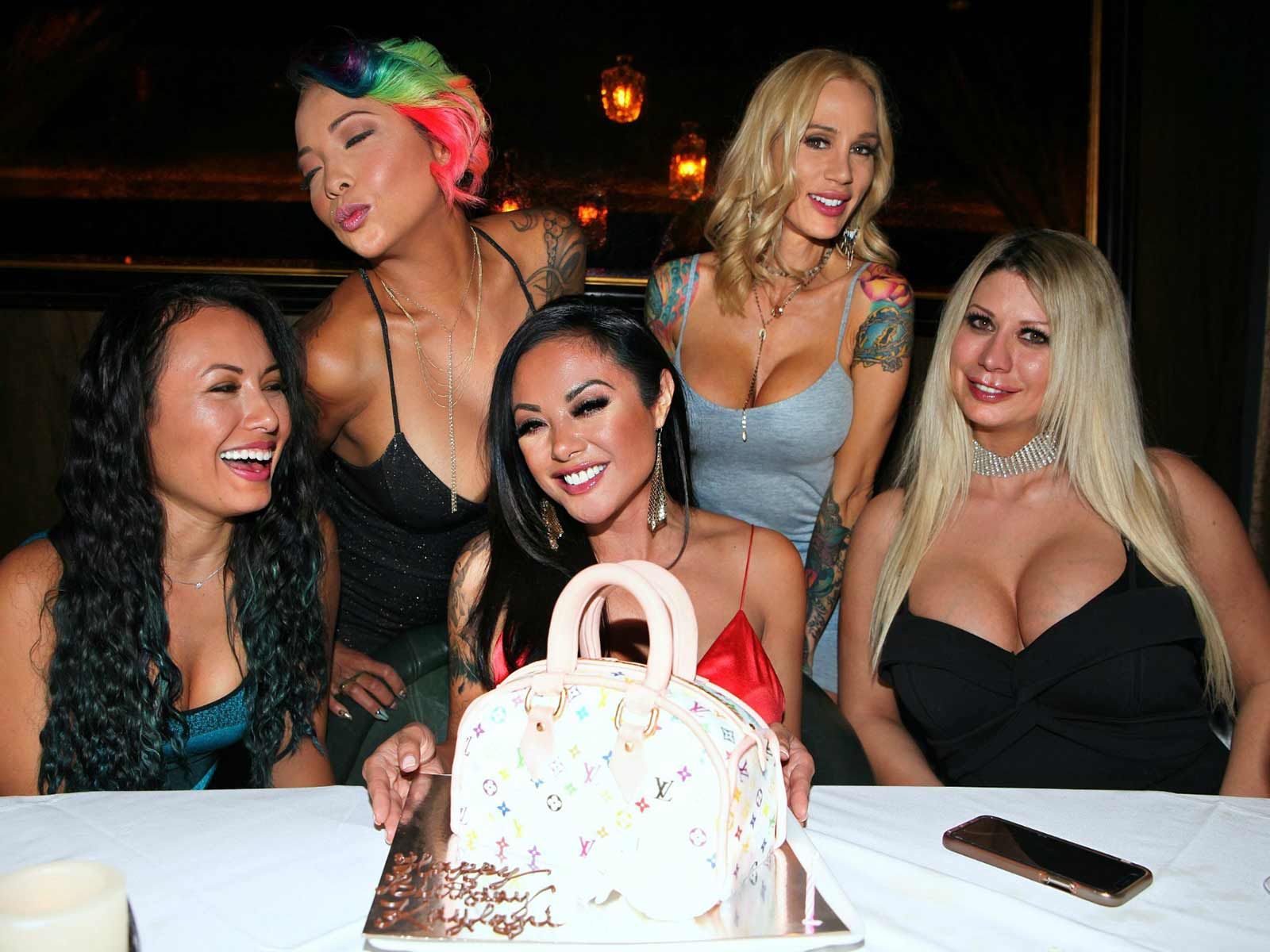 Porn Star Kaylani Blows Out Her Louis During Birthday Dinner