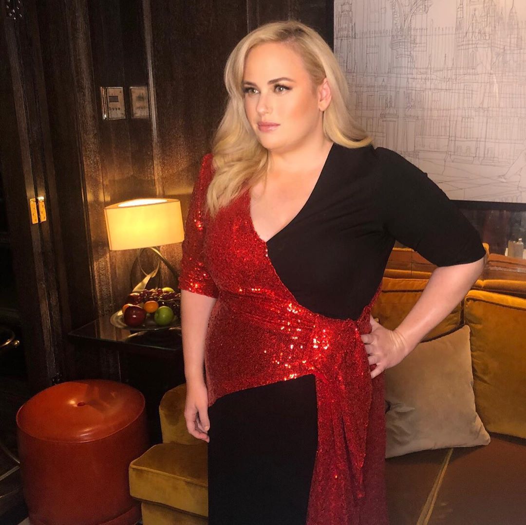 Rebel Wilson Shows Off Thin Frame In Sexy LBD After Dramatic Weight Loss