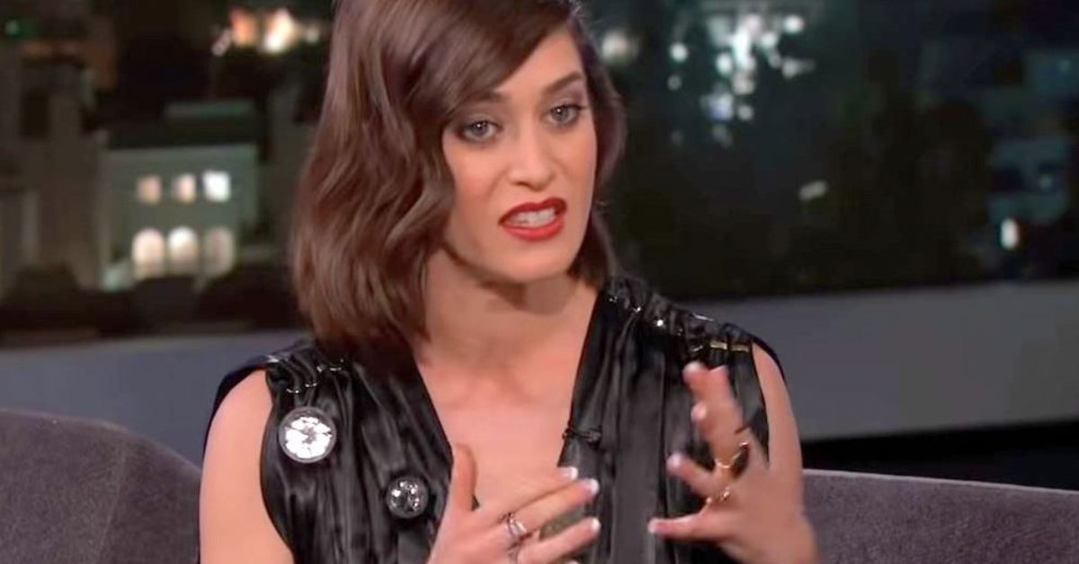 Mean Girls Star Lizzy Caplan Told The Most Nsfw Story