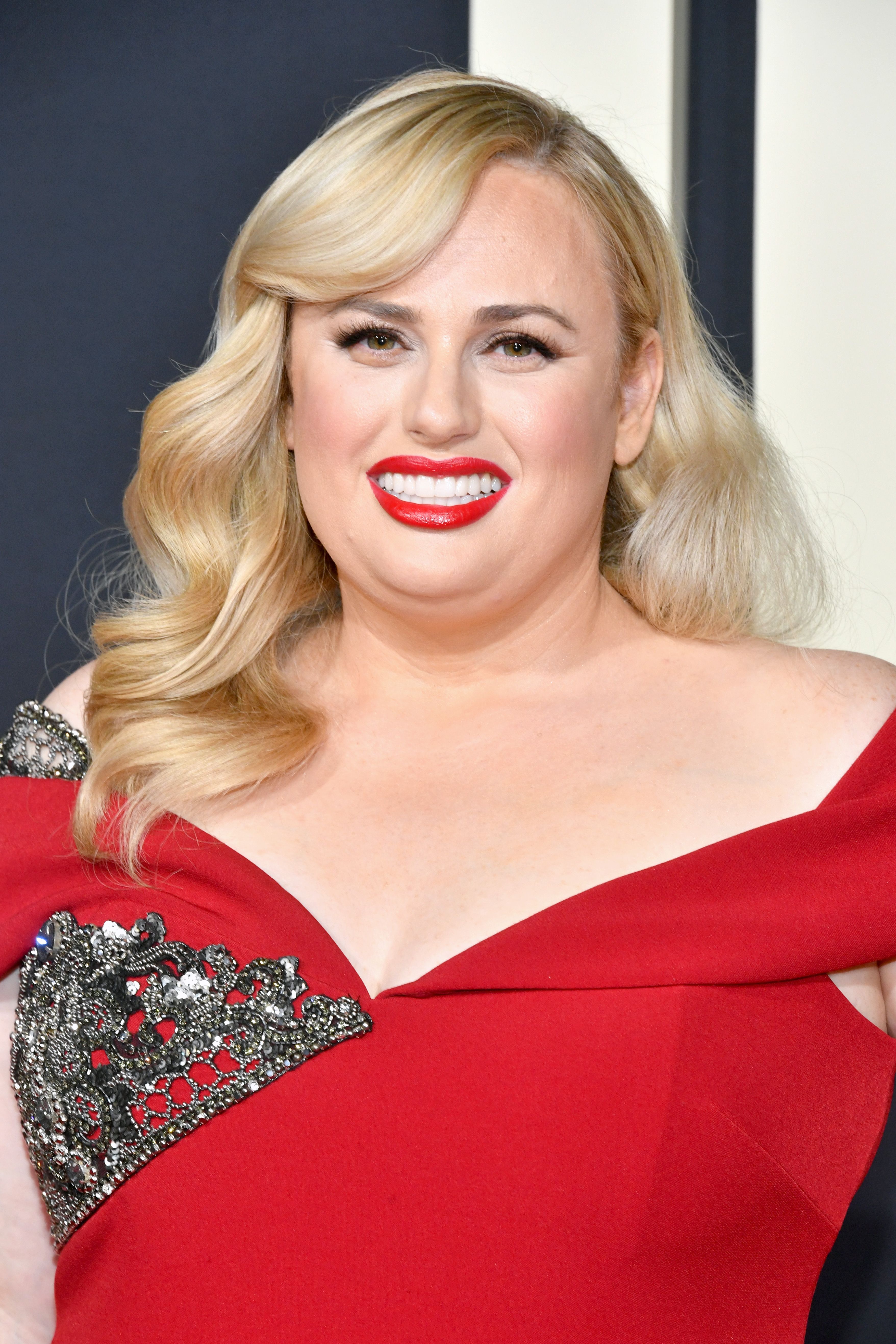 Rebel Wilson Shows Off Amazing Weight Loss in New Video