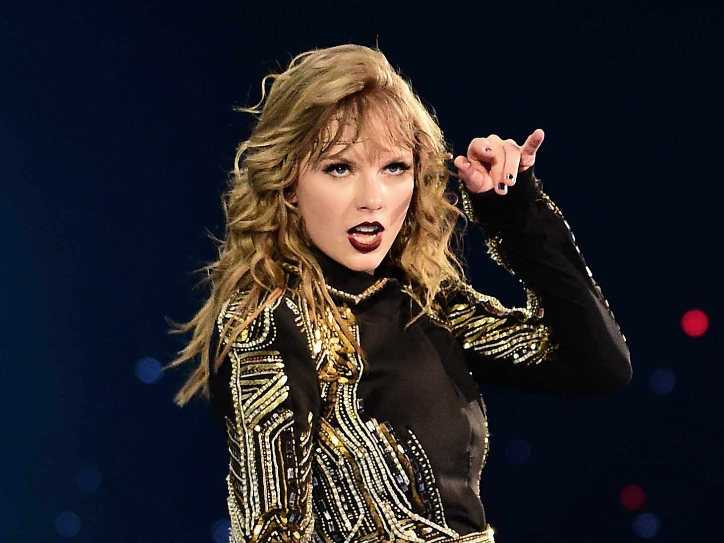 Taylor Swift Legal Battle Over 'Swift Life' to Continue Despite Her ...