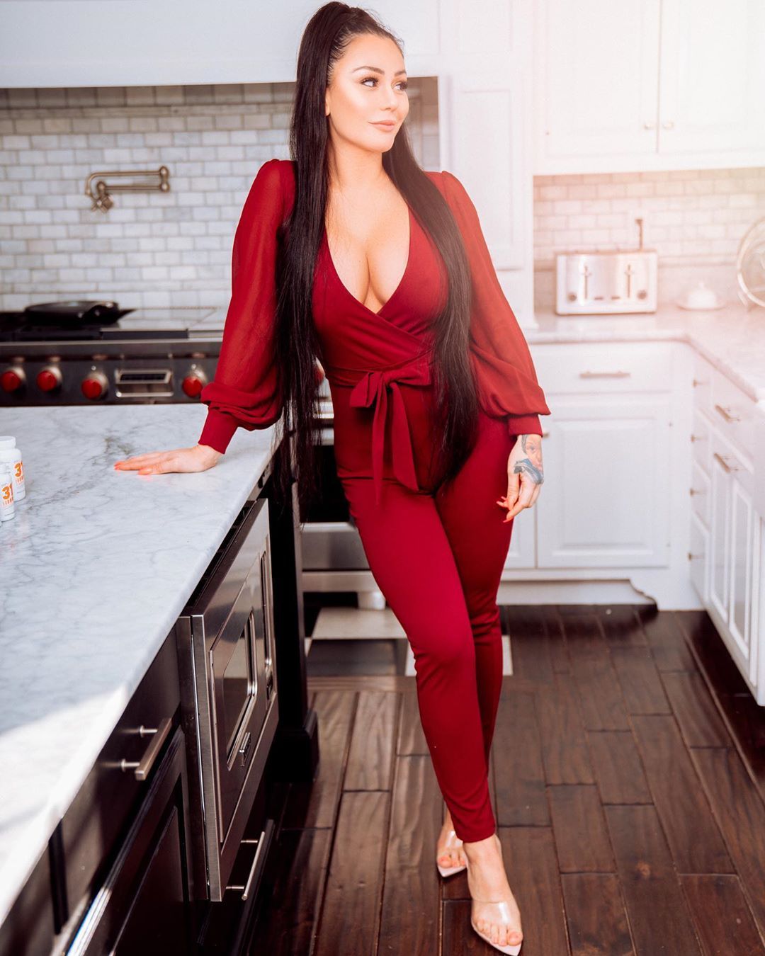 Jersey Shore Star Jwoww Stuns With Her Quarantine Fitness Check 