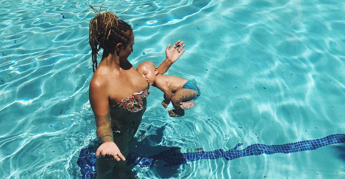 This Mother S Gorgeous Breastfeeding Photos Are Going Viral